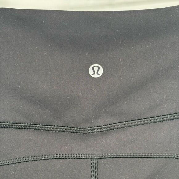 Lululemon In Movement Crop Everlux 19" Leggings Black Size 4‎ - Picture 9 of 9